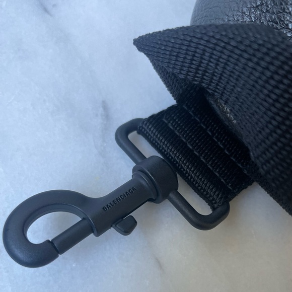 BALENCIAGA Mini Unisex Crossbody Backpack in black calfskin leather - Like New - Picture 12 of 14